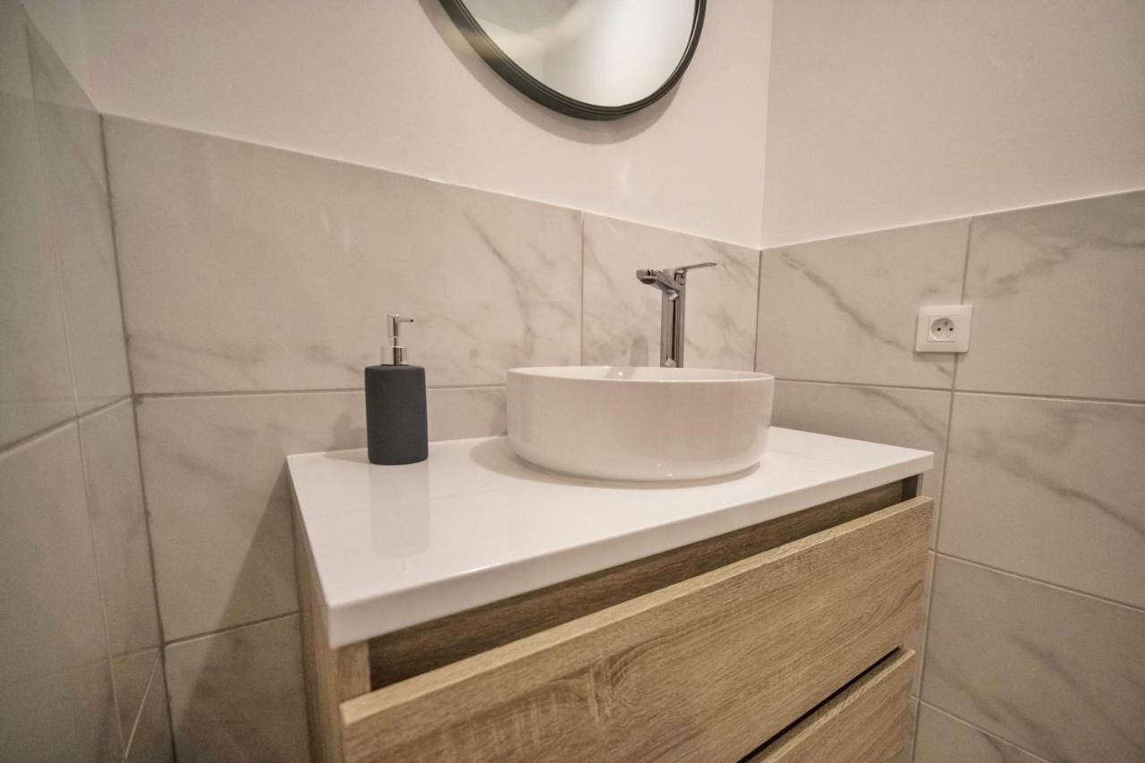 ❂ Les Logis De La Tremoille ❂ Cozy ❂ Netflix ❂ Apartment Thouars Exterior foto