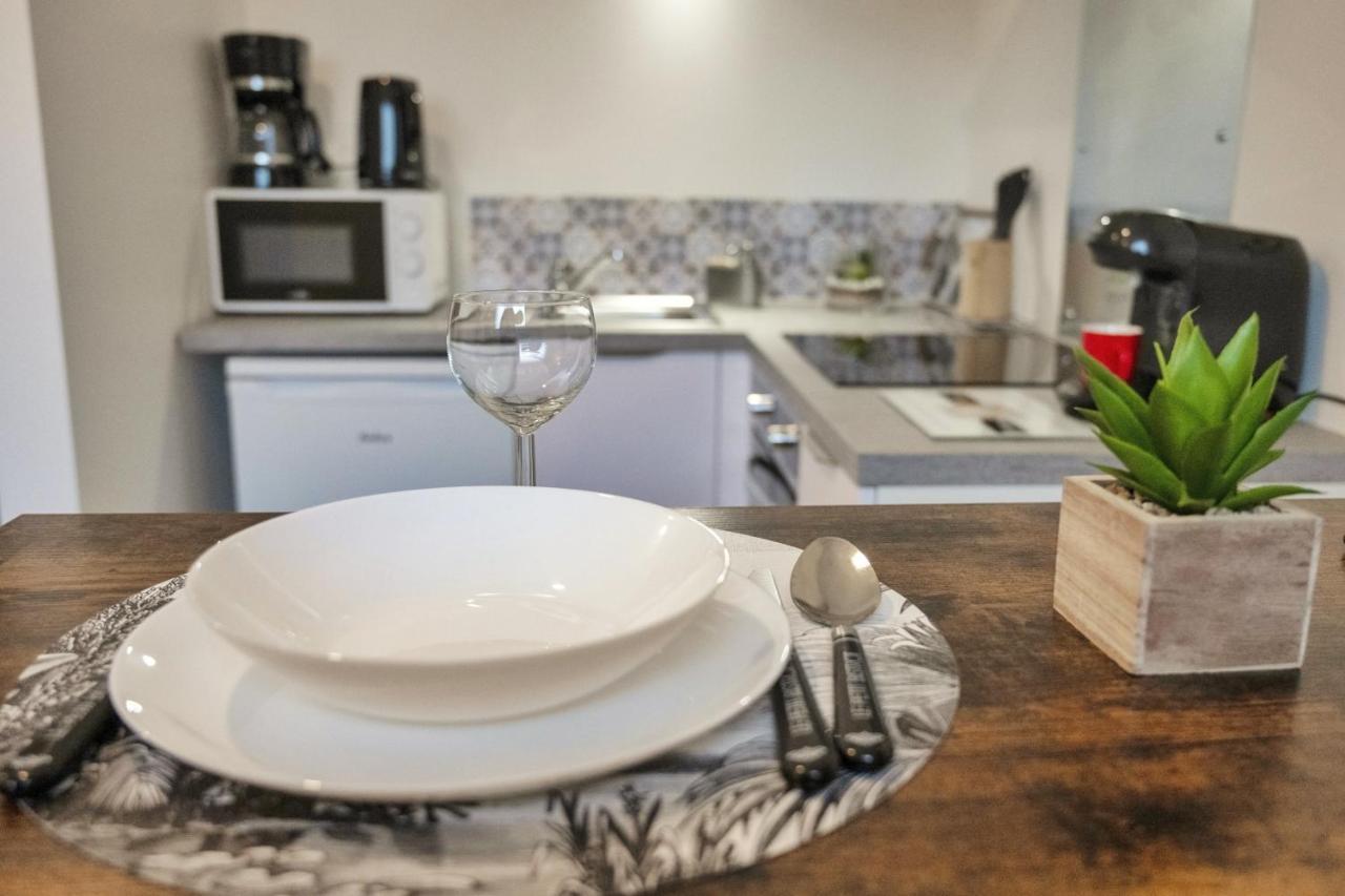 ❂ Les Logis De La Tremoille ❂ Cozy ❂ Netflix ❂ Apartment Thouars Exterior foto